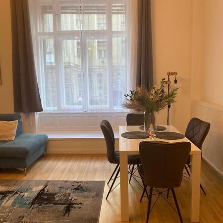 Blue Danube Apartment Downtown With Free Parking Budapest Exterior foto